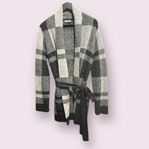Evolution by Cyrus Plaid Belted Sweater Coat Gray Size Large Open Front Coatigan